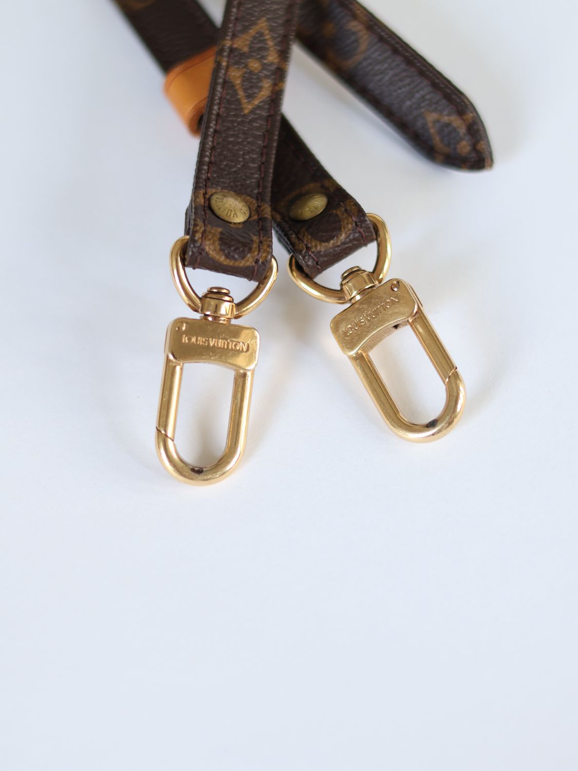 LOUIS VUITTON SPEEDY BAG