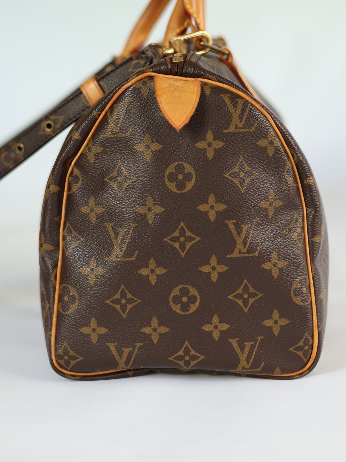 LOUIS VUITTON SPEEDY BAG