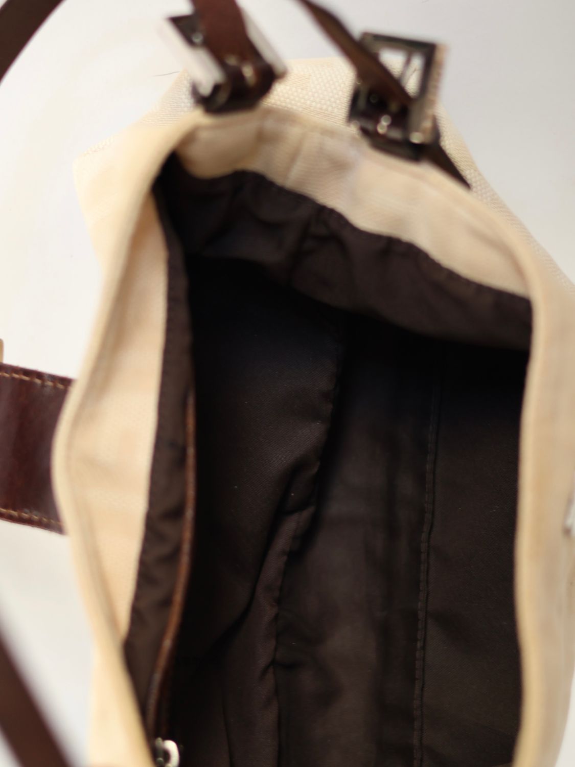 FENDI BAGUETTE SHOULDER BAG