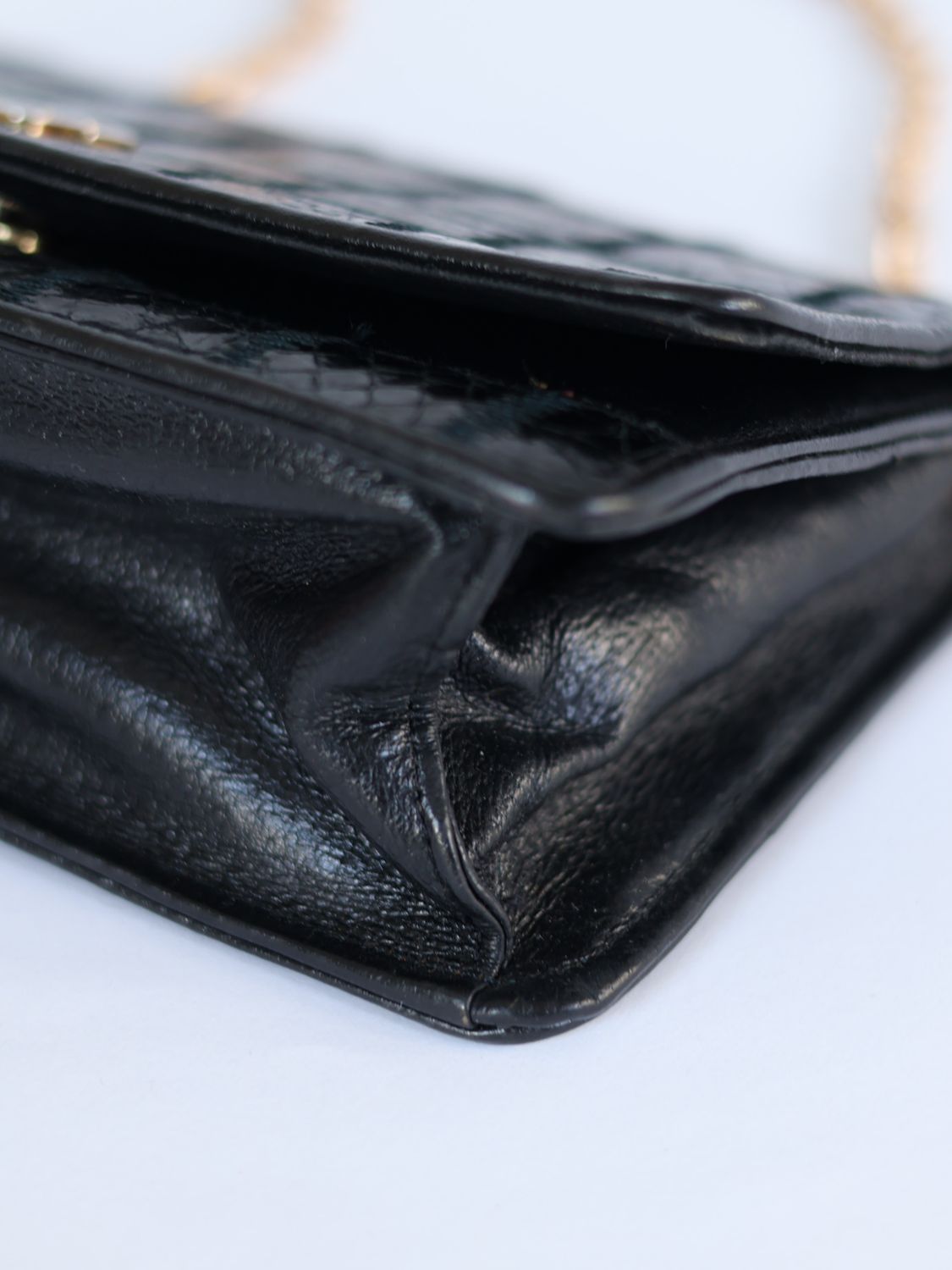 VINTAGE CROSSBODY BLACK BAG