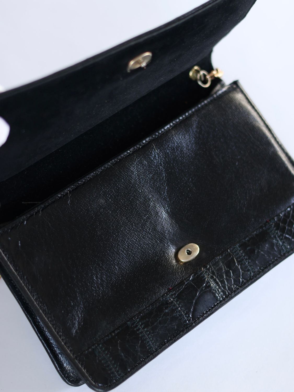 VINTAGE CROSSBODY BLACK BAG