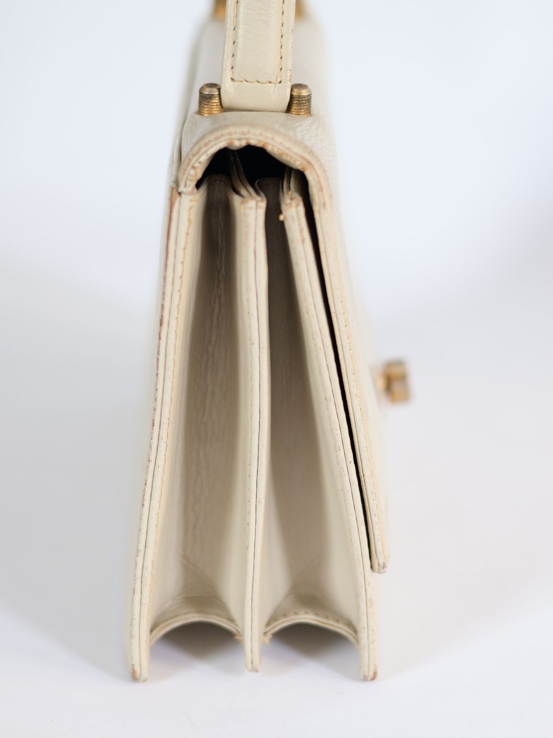 VINTAGE ENVELOPE BAG