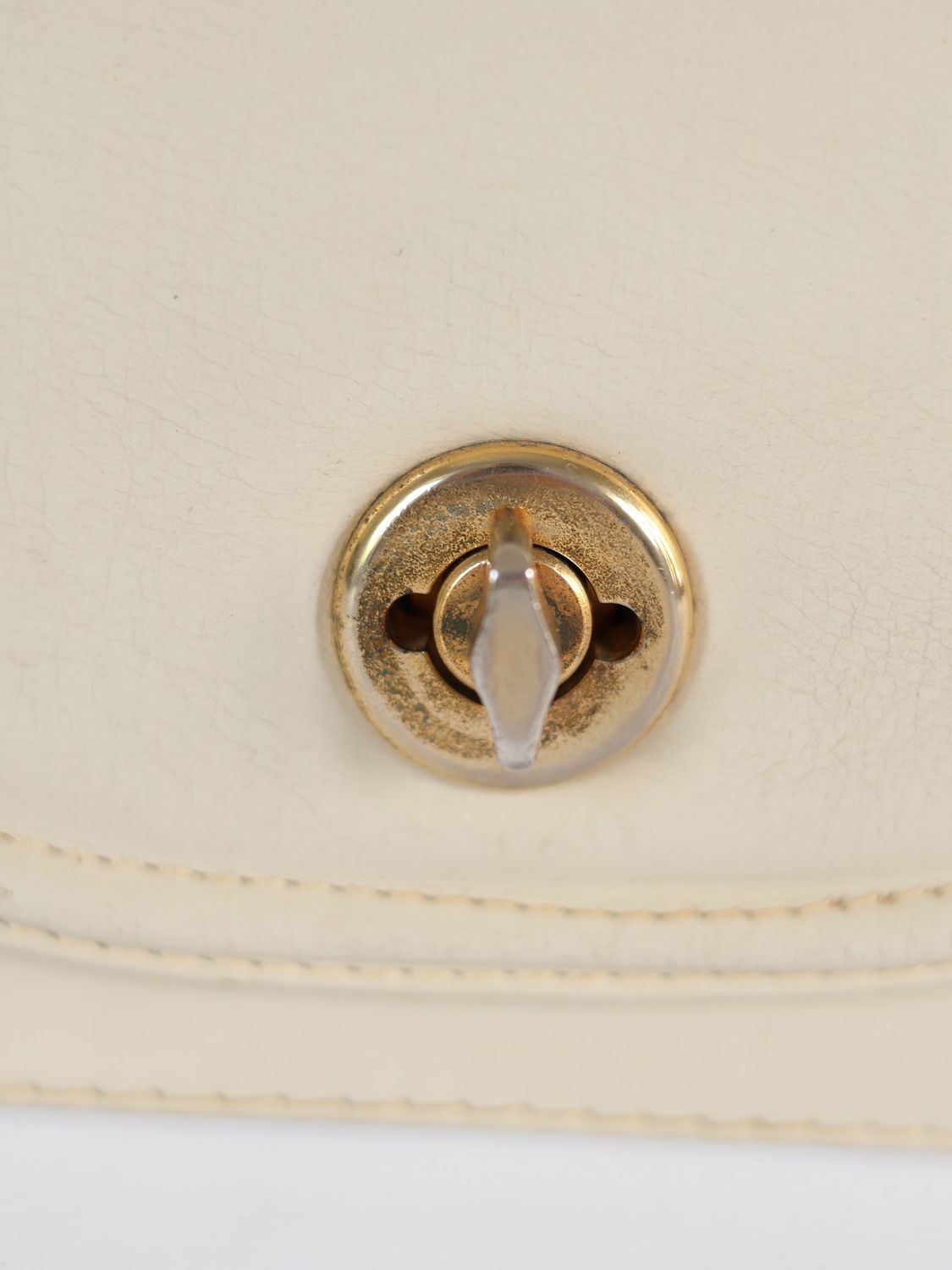 VINTAGE ENVELOPE BAG