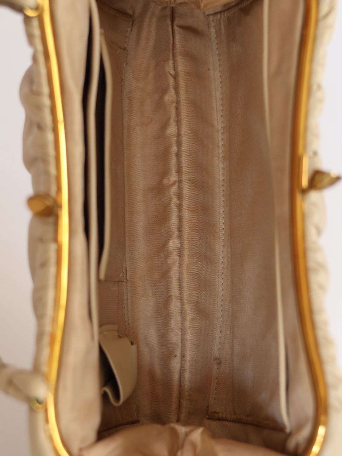 VINTAGE PUFF POUCH BAG