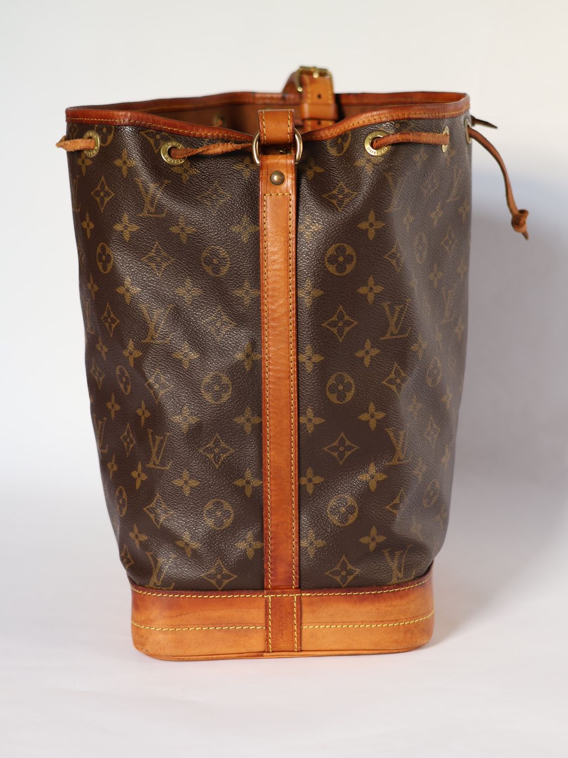 LOUIS VUITTON NOE BAG