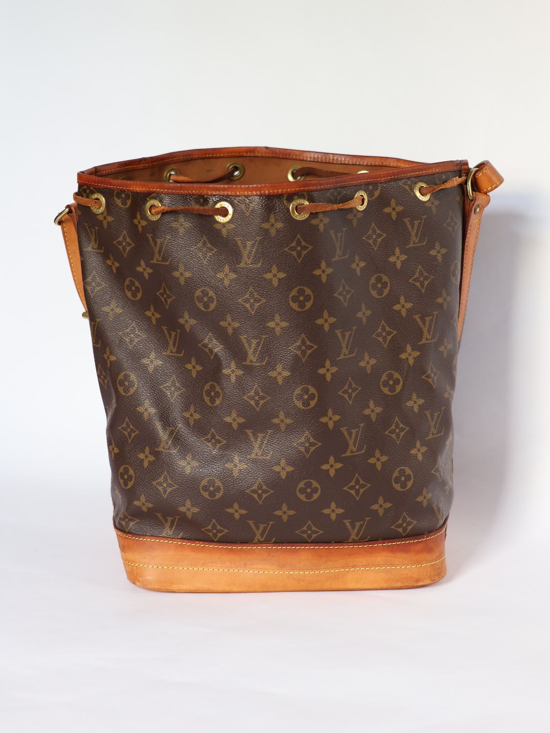 LOUIS VUITTON NOE BAG