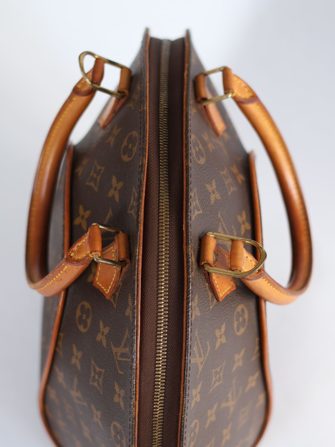 Louis Vuitton Ellipse GM Bag