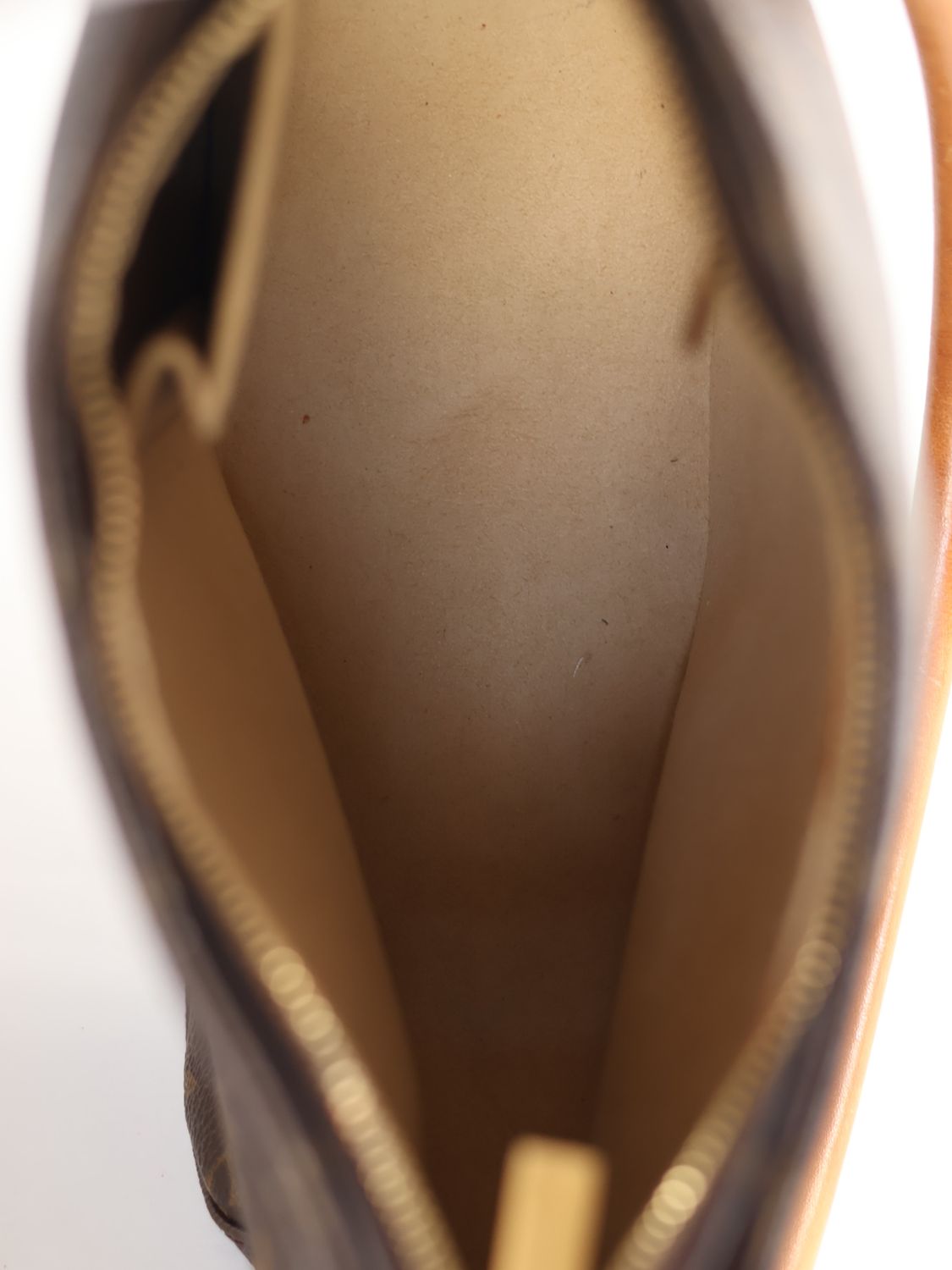 LOUIS VUITTON LOOP PM BAG