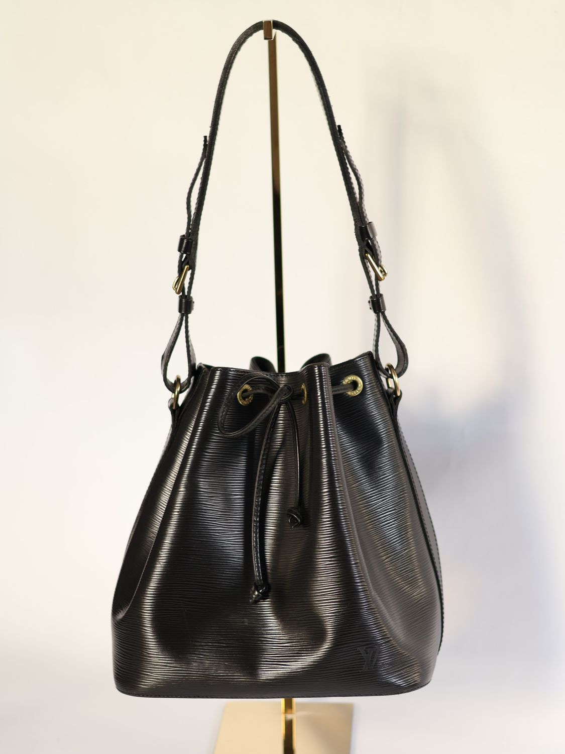 Louis Vuitton Noé Black Bag