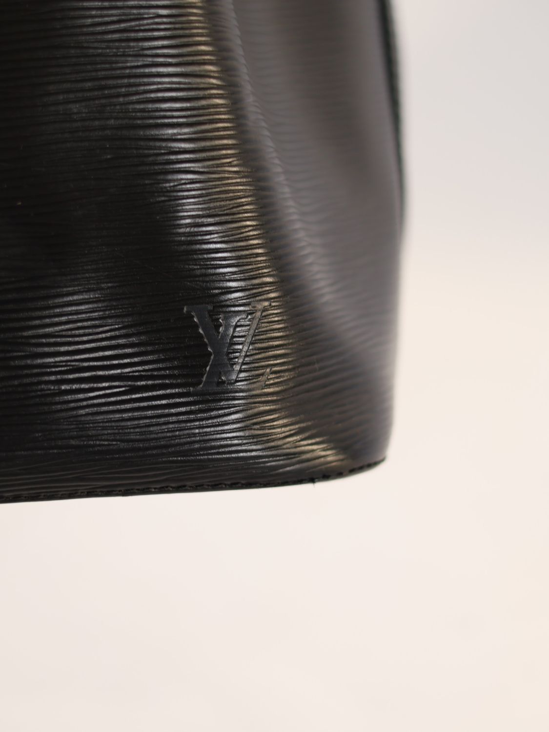 Louis Vuitton Noé Black Bag