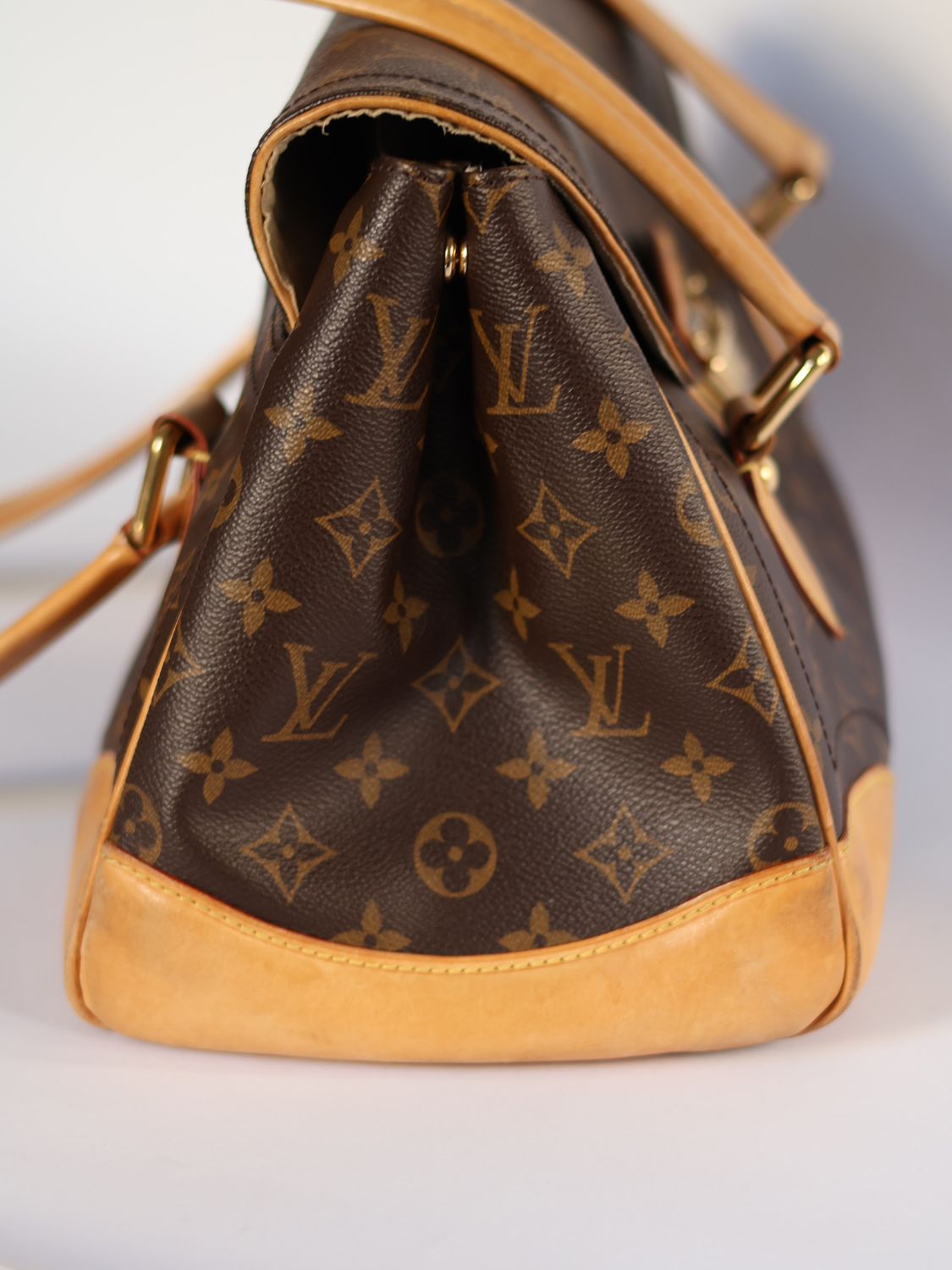 Louis Vuitton Beverly Bag