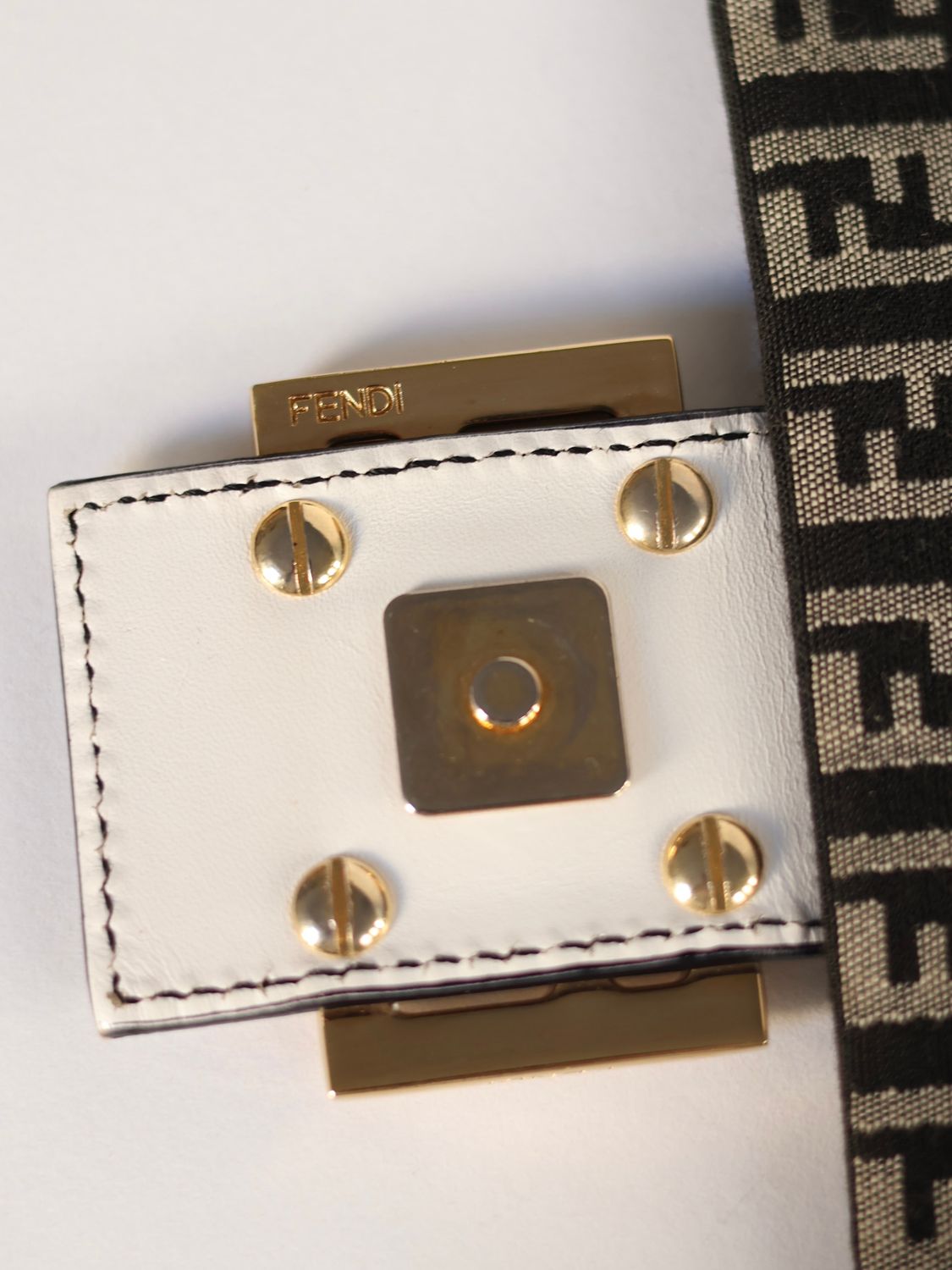 FENDI GREY BAGUETTE SHOULDER BAG