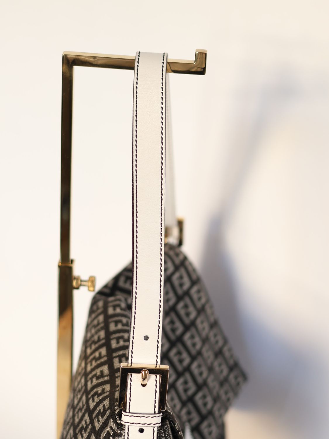 FENDI GREY BAGUETTE SHOULDER BAG