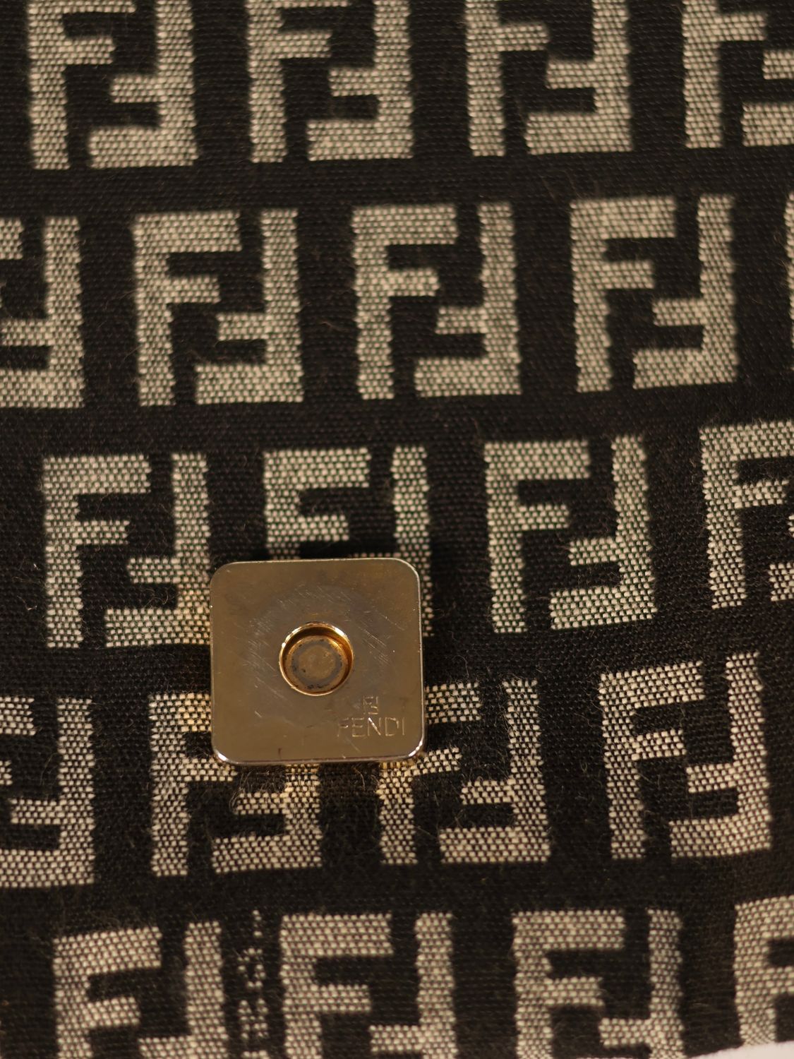 FENDI GREY BAGUETTE SHOULDER BAG