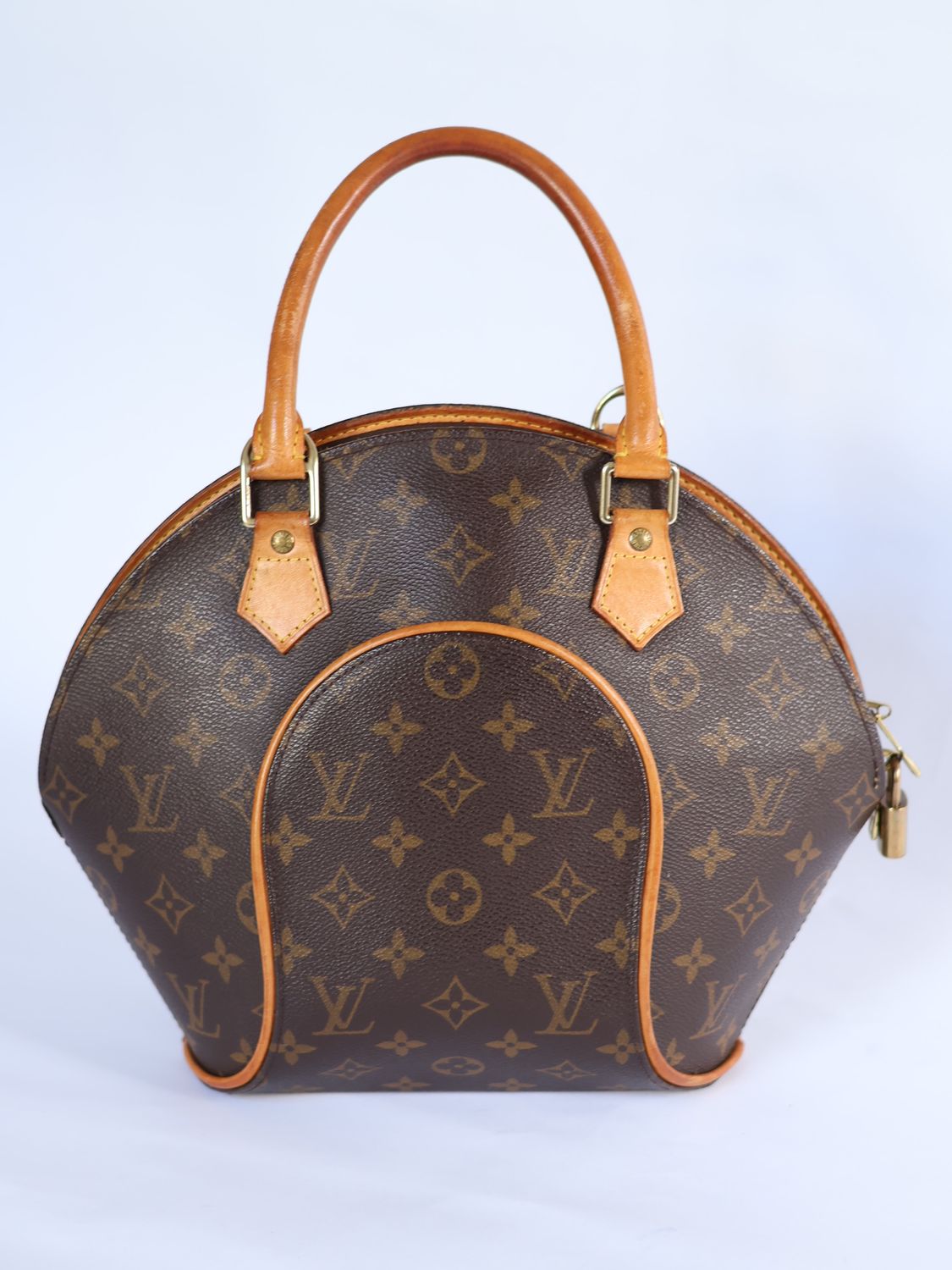 LOUIS VUITTON ELLIPSE BAG
