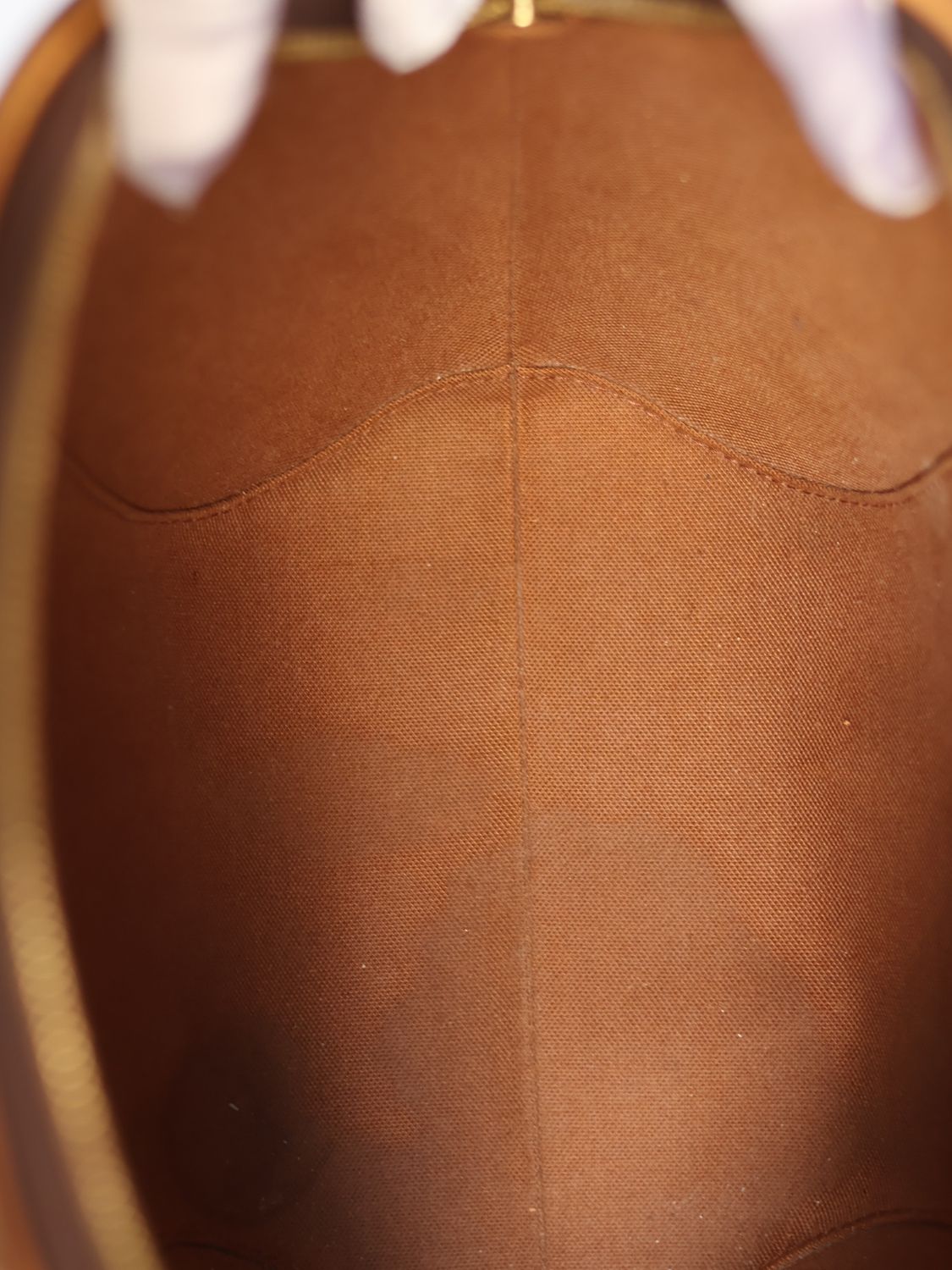 LOUIS VUITTON ELLIPSE BAG