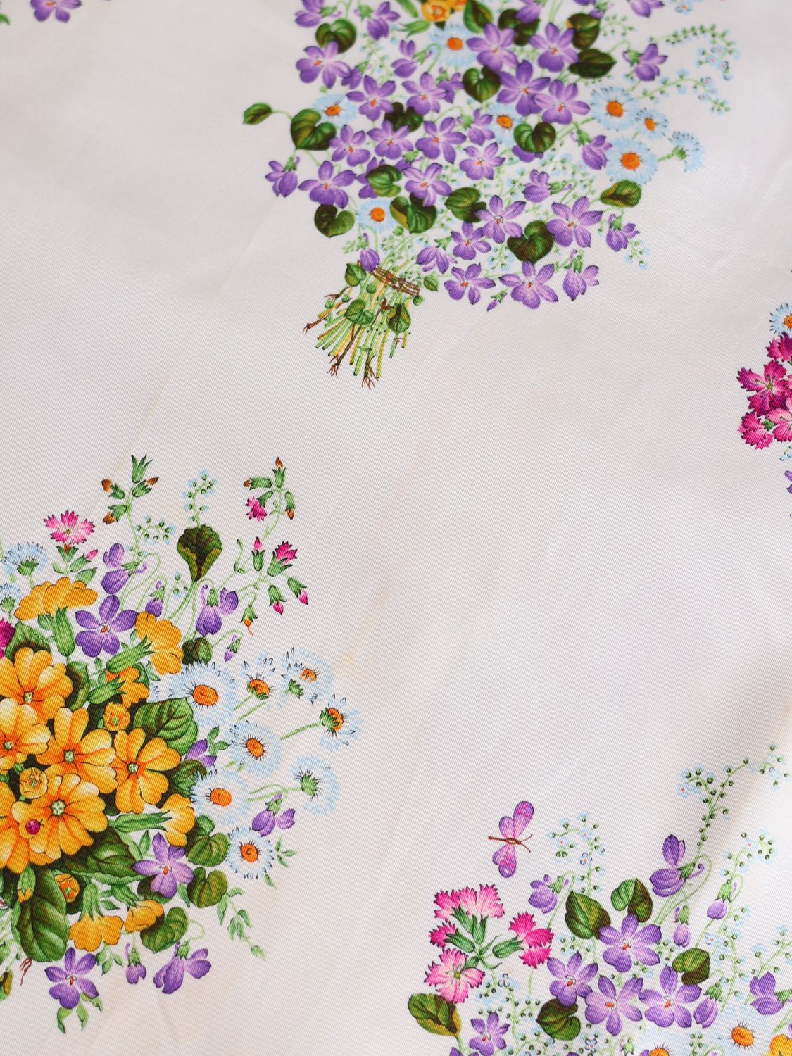 Gucci Flora Spring Silk Scarf