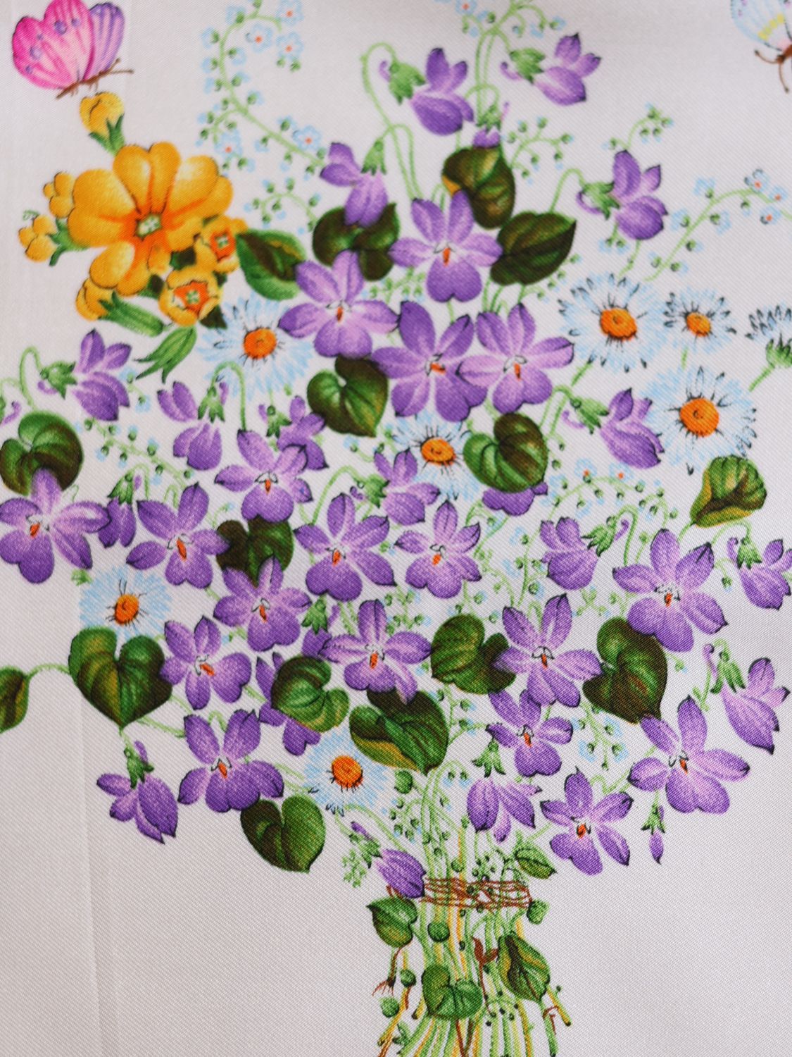 Gucci Flora Spring Silk Scarf