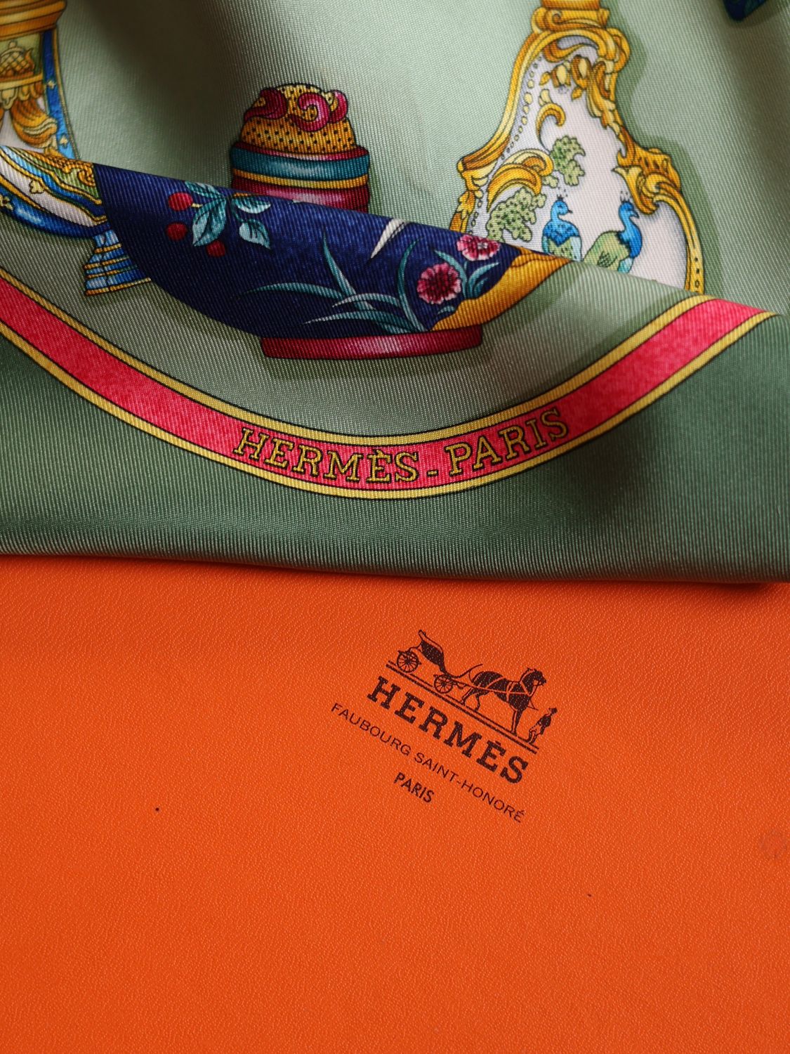HERMÈS FLACONS SILK SCARF