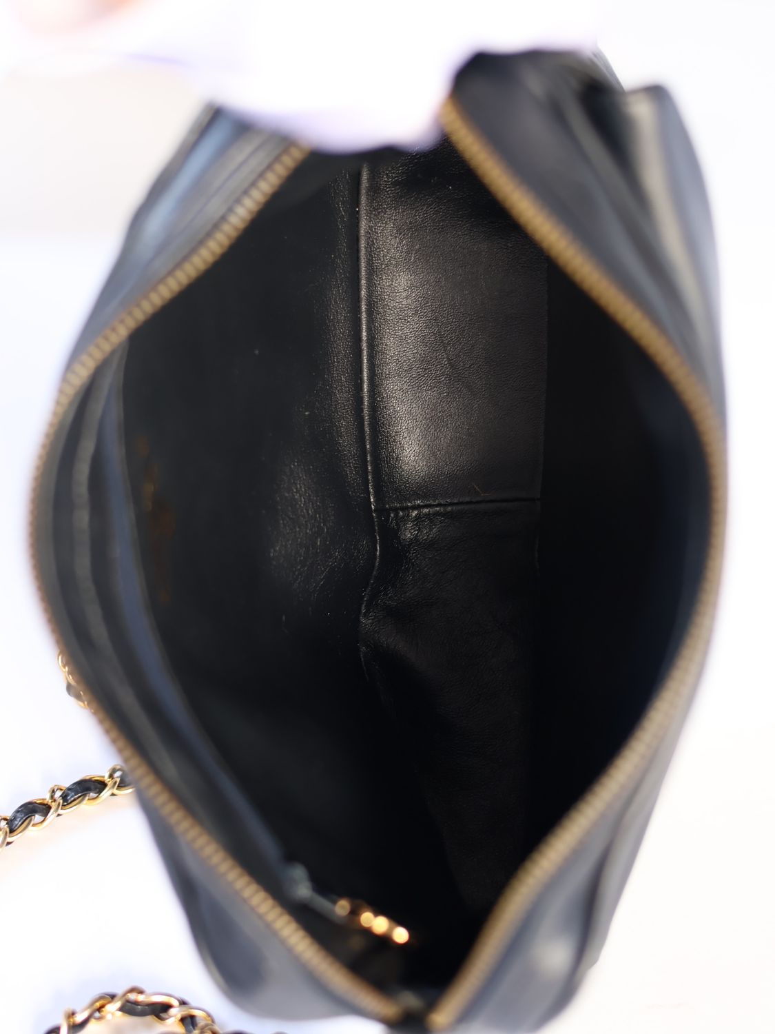 CHANEL CROSSBODY BAG