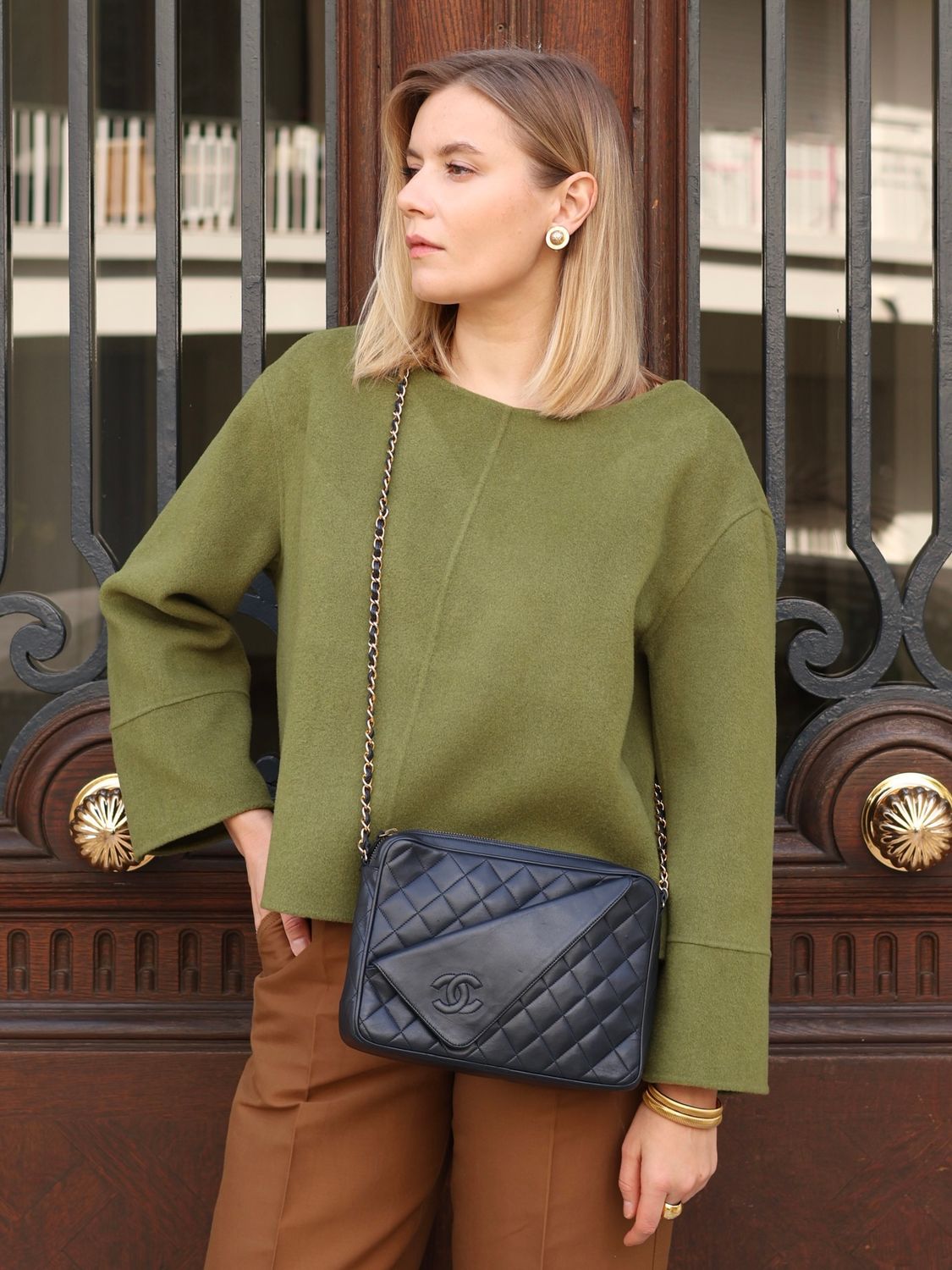 CHANEL CROSSBODY BAG