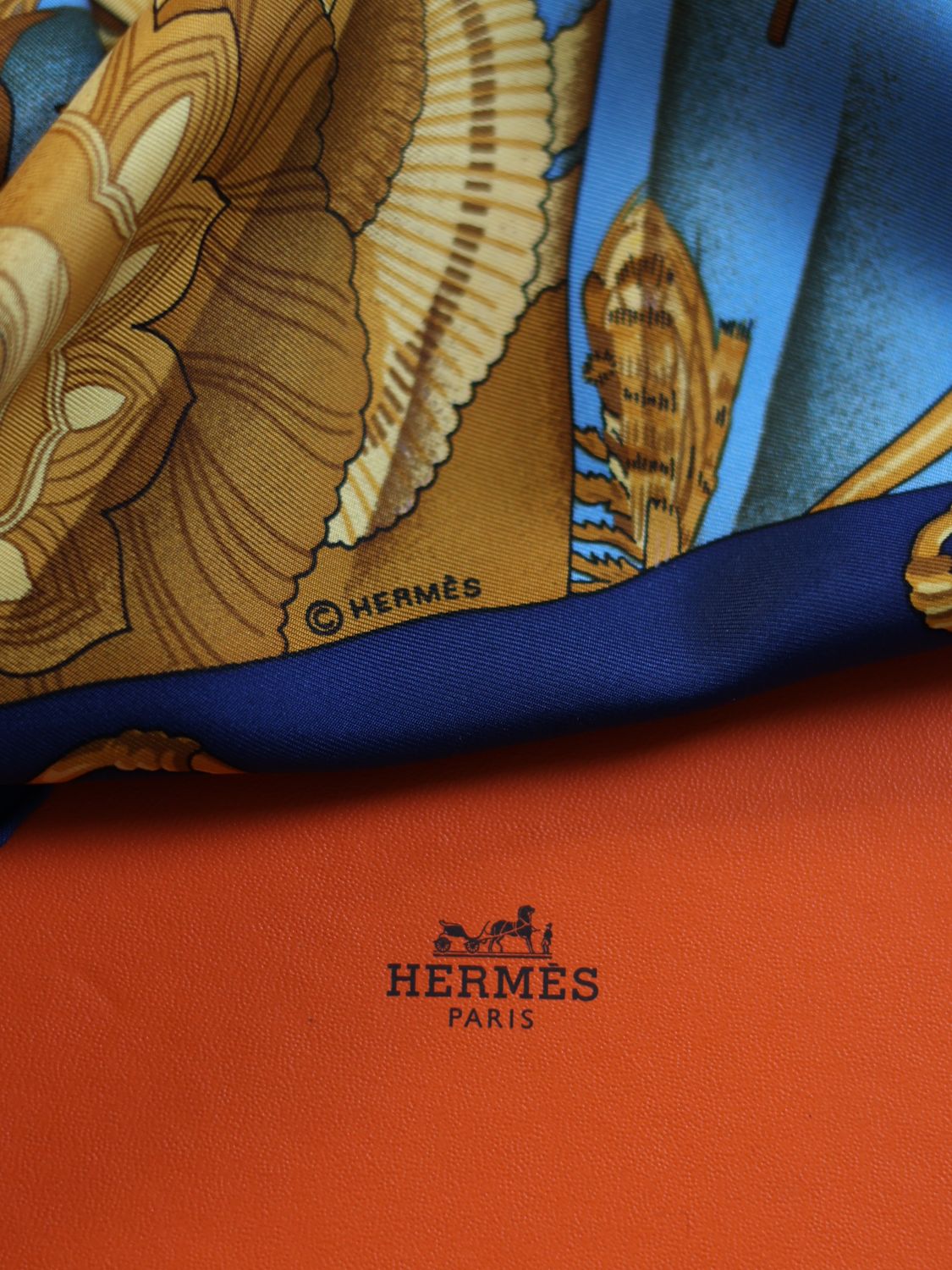 HERMÈS SOLEIL DE SOIE SILK SCARF