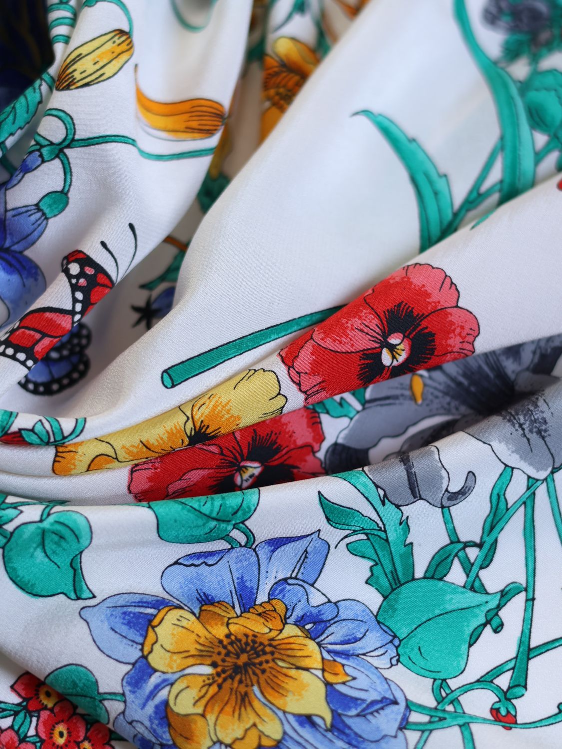 GUCCI FLORA BURGUNDY SILK SCARF