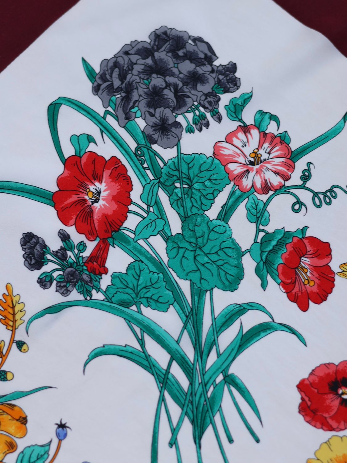 GUCCI FLORA BURGUNDY SILK SCARF