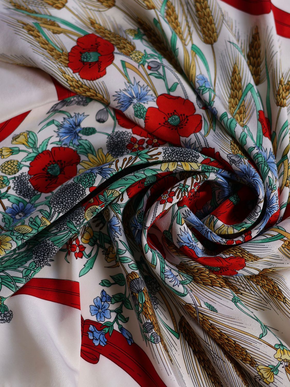 GUCCI FLORA POPPIES SILK SCARF