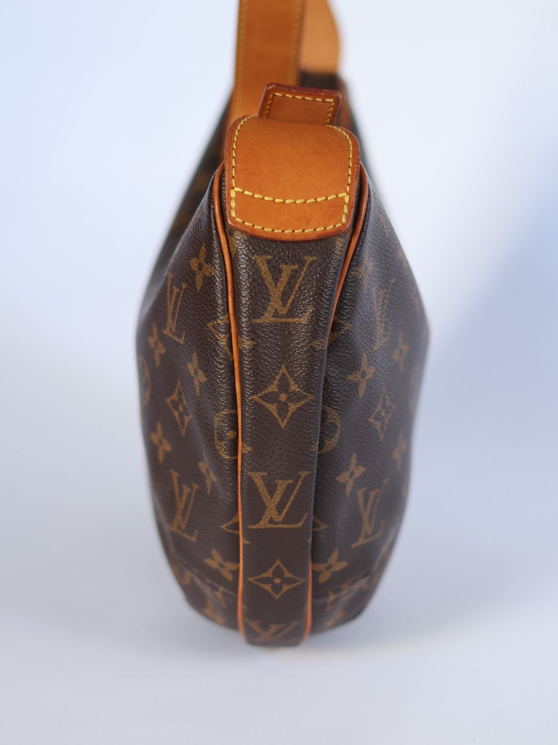 Louis Vuitton Croissant GM Bag