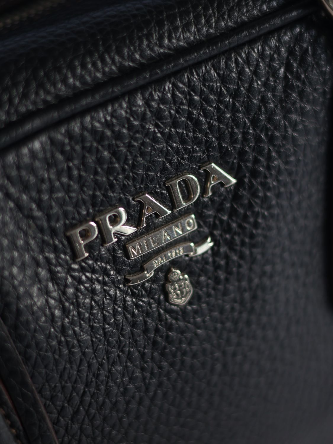 PRADA Hand Bag – Timeless Navy Elegance
