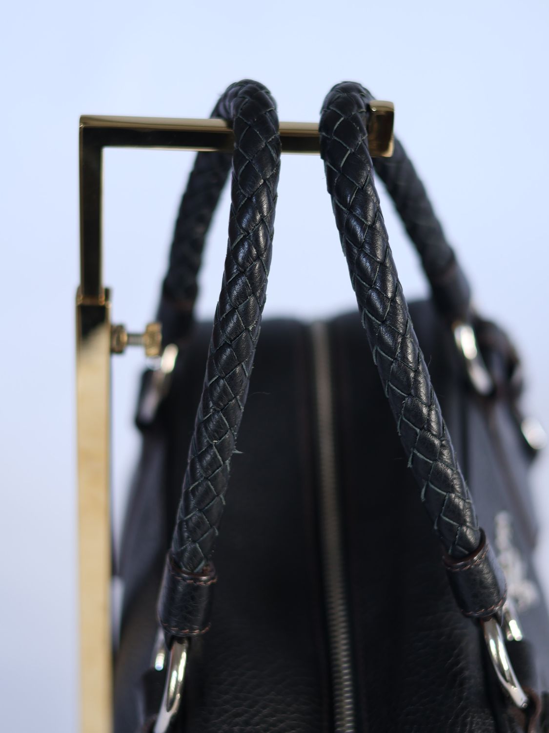 PRADA Hand Bag – Timeless Navy Elegance