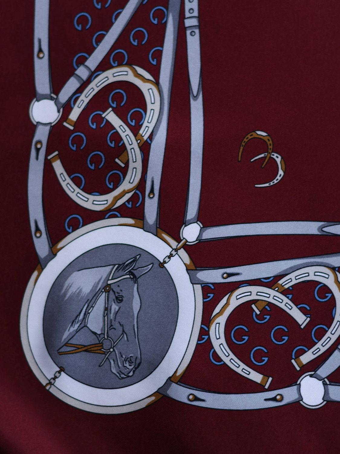 GUCCI Burgundy Silk Scarf - Elegance at Its Finest