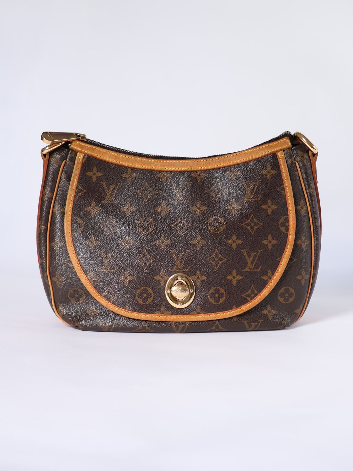 Louis Vuitton Tulum MM bag