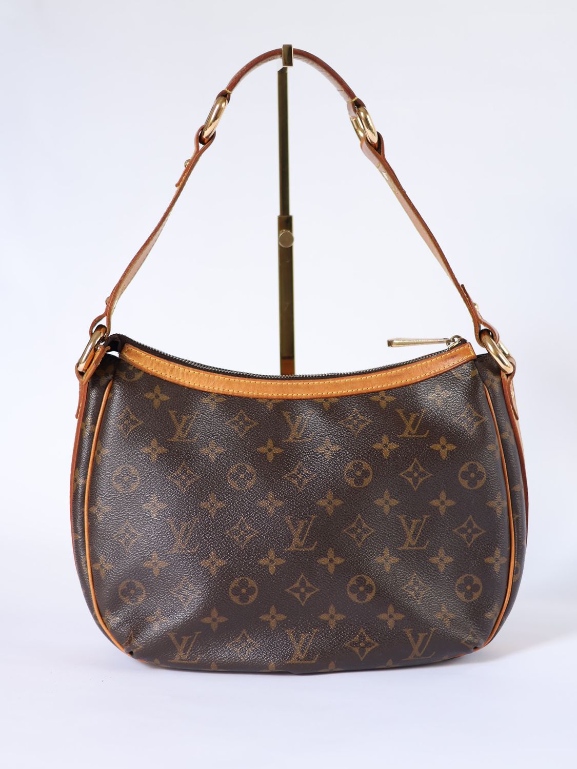 Louis Vuitton Tulum MM bag