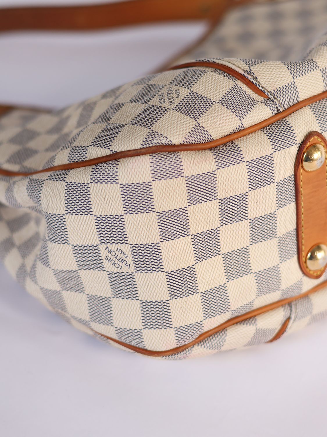 Louis Vuitton Galliera Bag