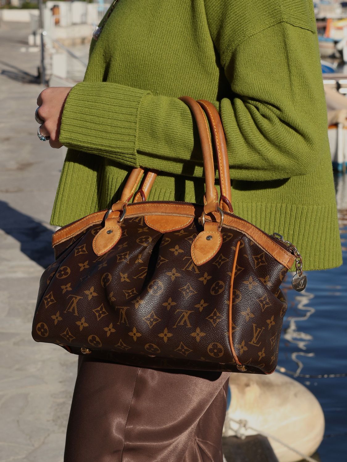 Louis Vuitton Tivoli MM Bag