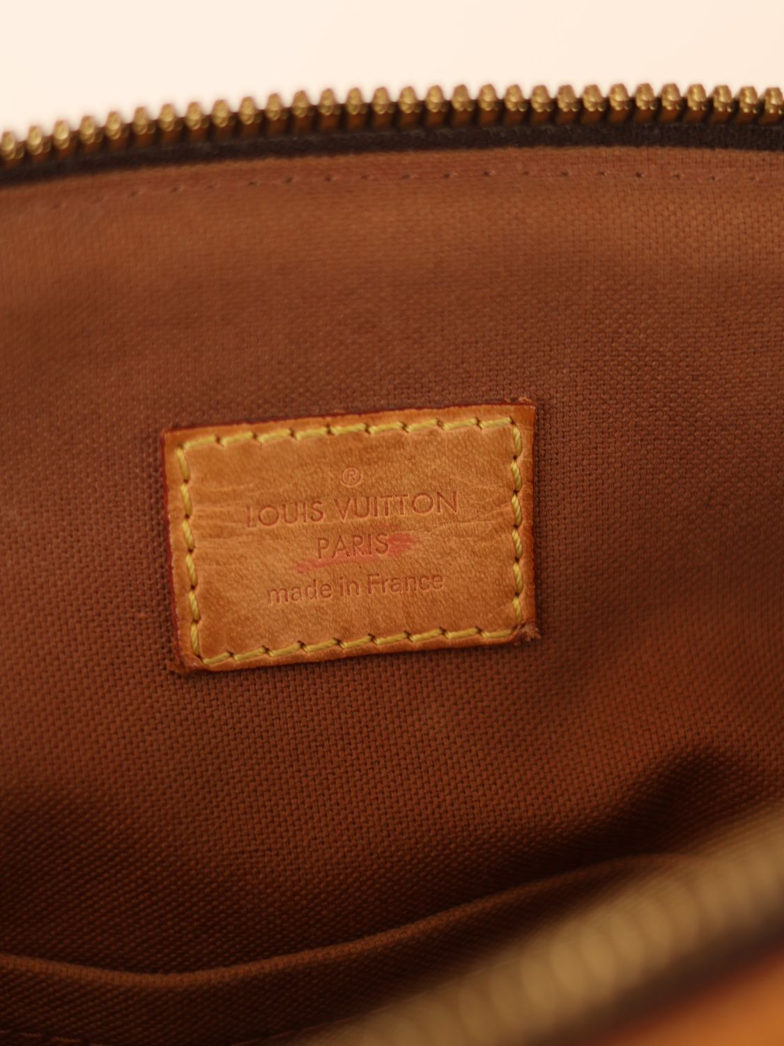 Louis Vuitton Tivoli GM Bag