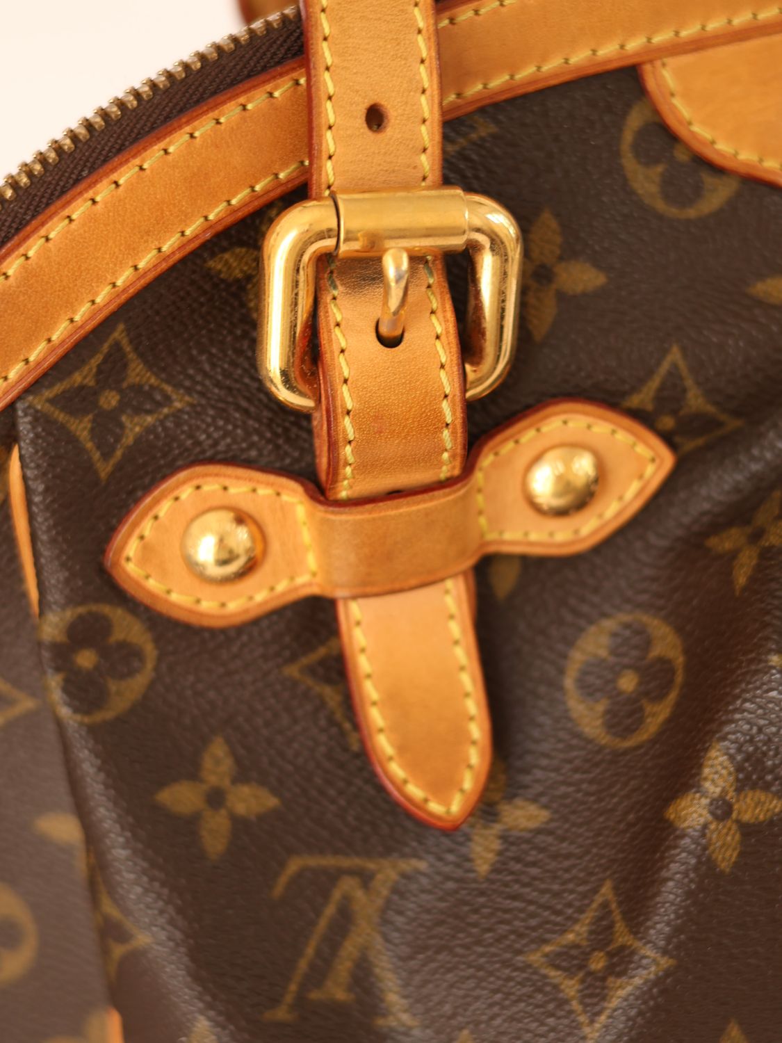 Louis Vuitton Tivoli GM Bag