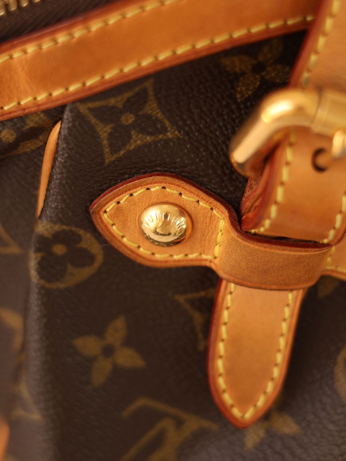 Louis Vuitton Tivoli GM Bag