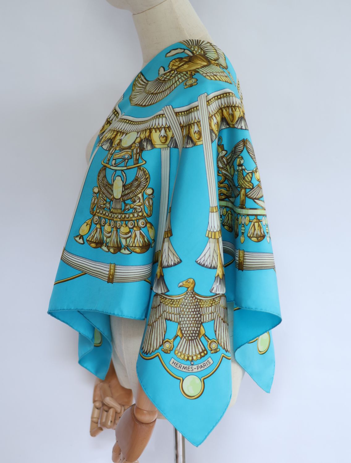 Hermès Scarabées et Pectoraux Silk Scarf