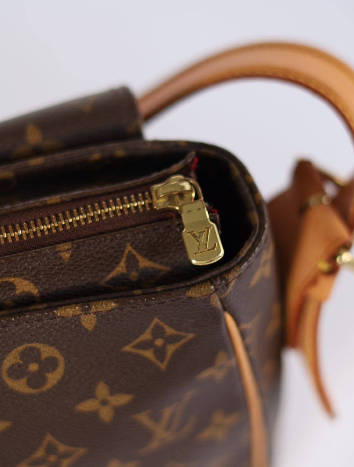 Louis Vuitton Viva MM Bag