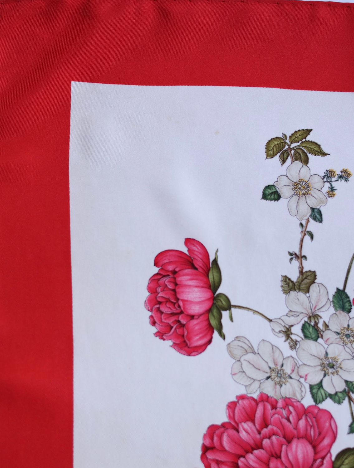 Gucci Flora Printemps Silk Scarf