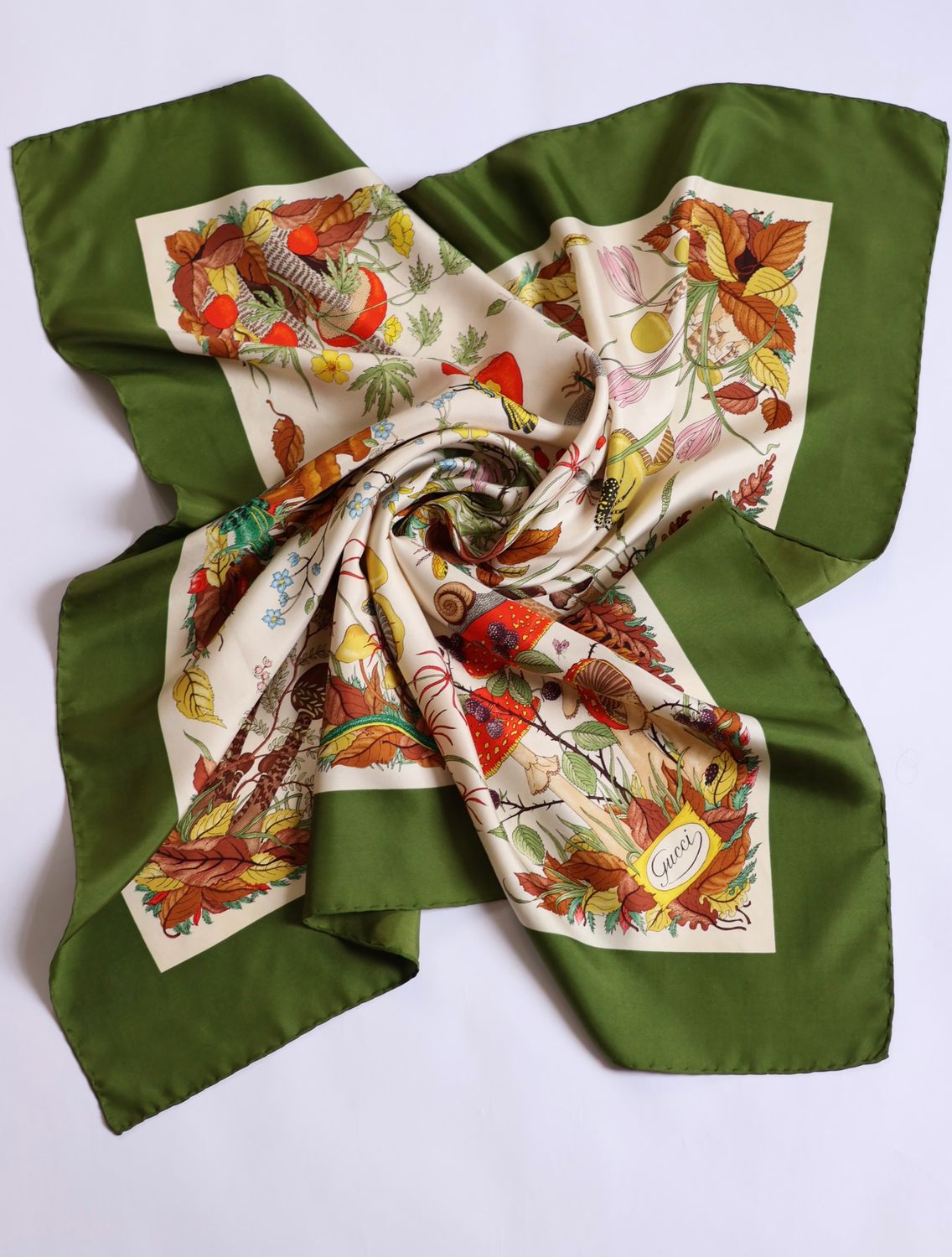 Gucci Flora d’Automne Silk Scarf