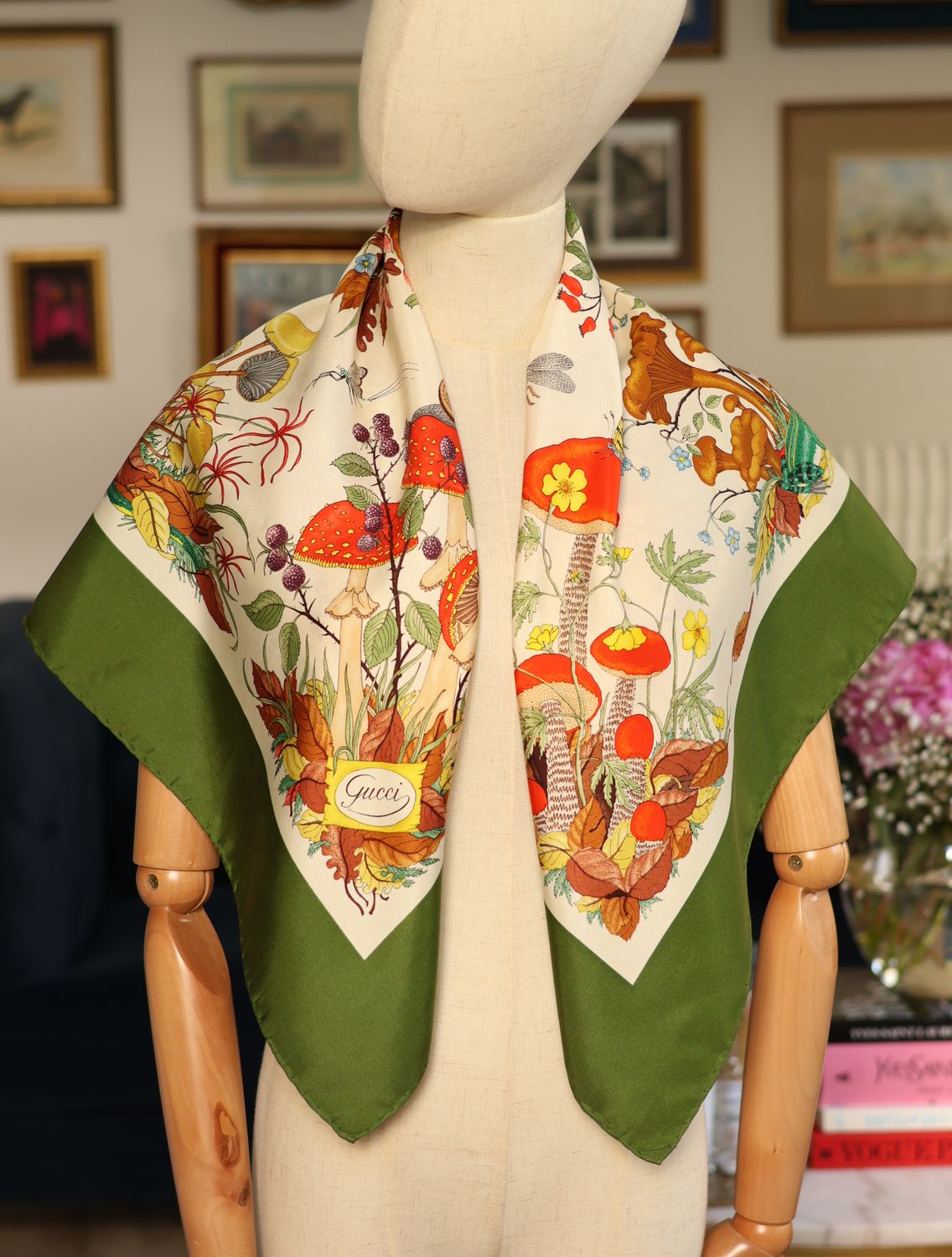Gucci Flora d’Automne Silk Scarf