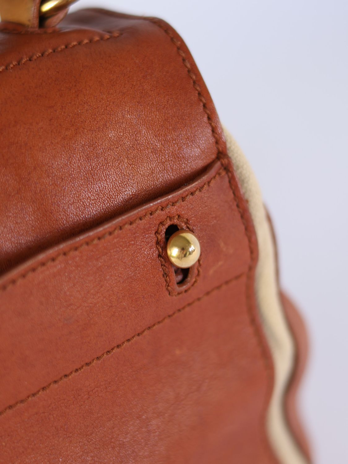 Yves Saint Laurent Muse Bag