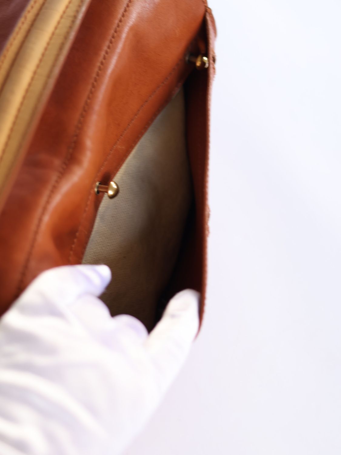 Yves Saint Laurent Muse Bag