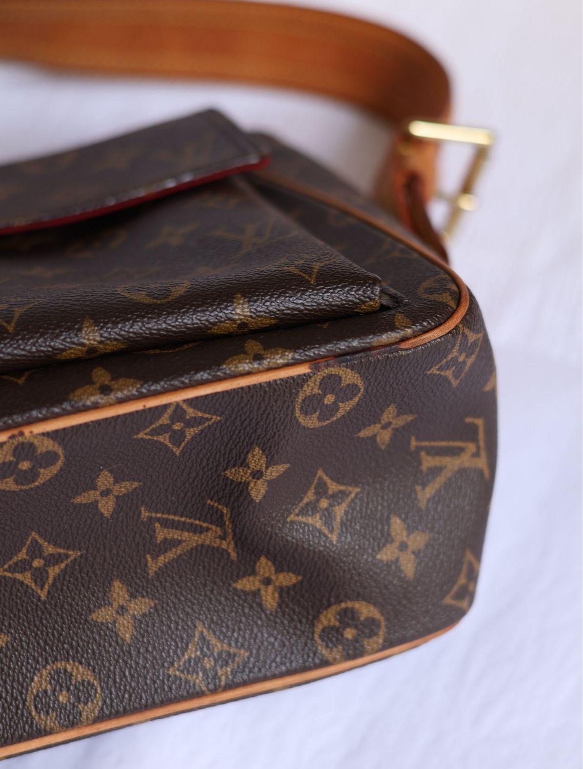 Louis Vuitton Viva MM Bag