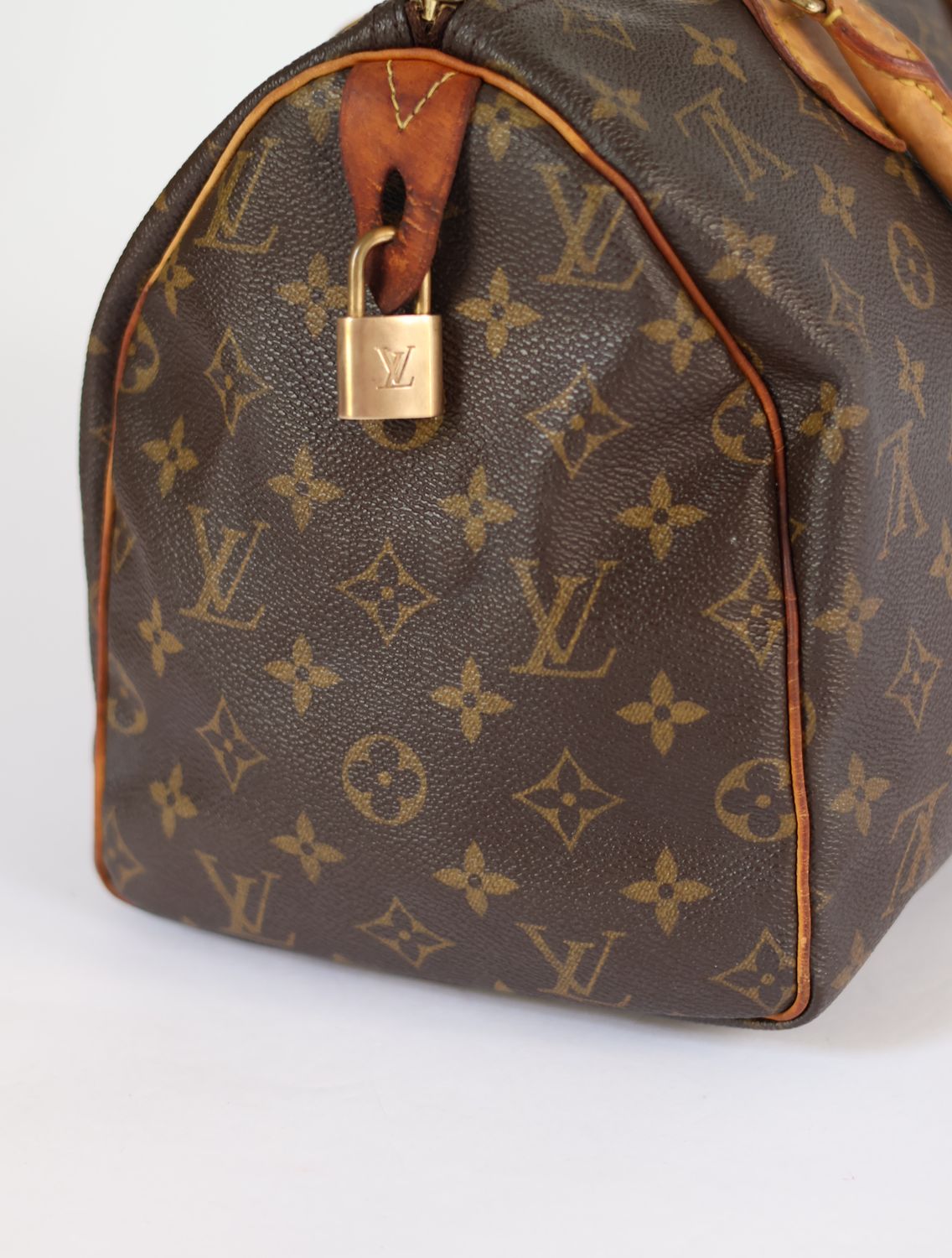 Louis Vuitton Speedy 30 Bag