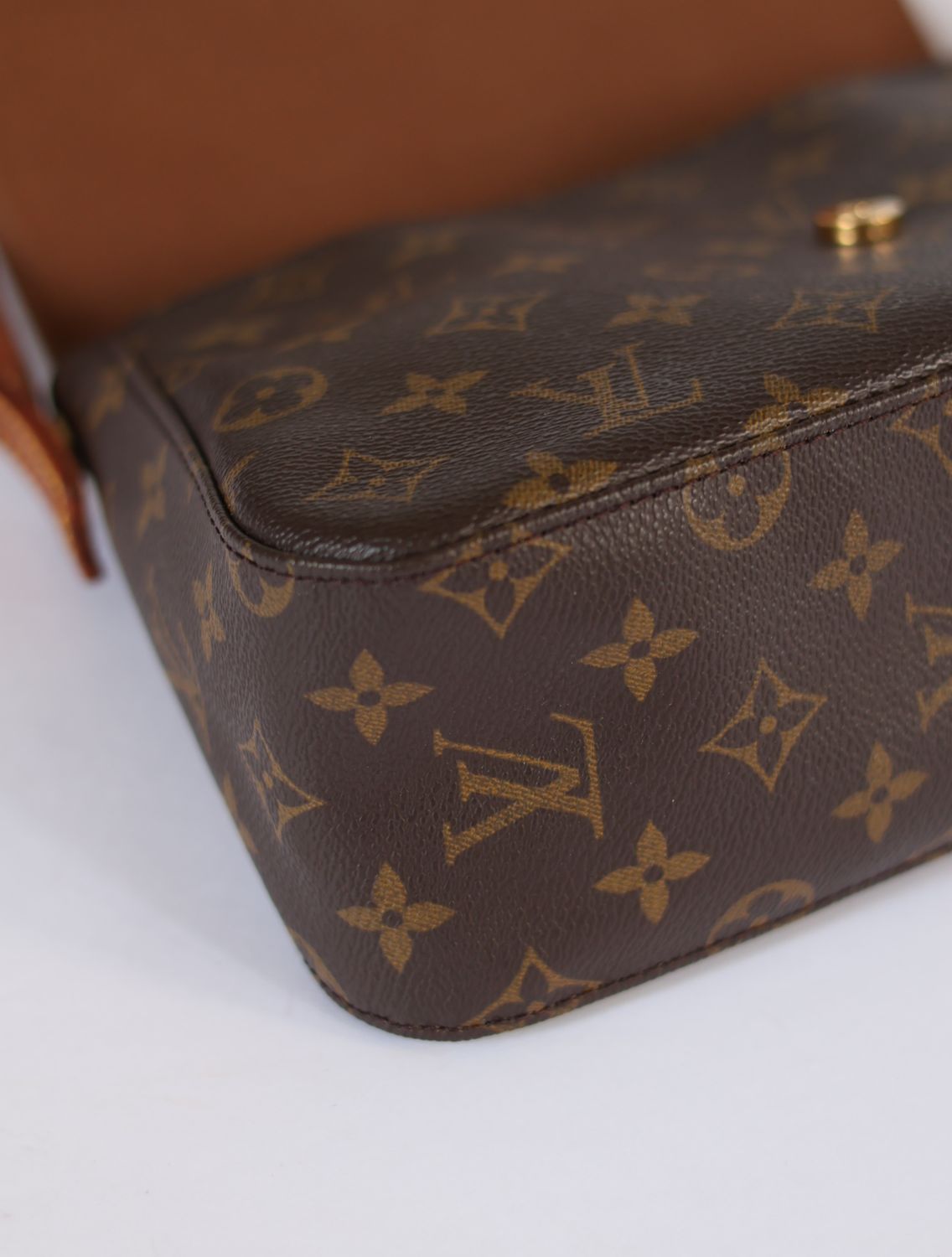 Louis Vuitton Looping PM Bag